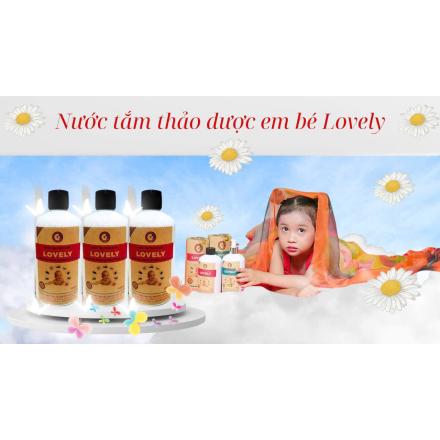 NƯỚC TẮM THẢO DƯỢC LOVELY DÀNH CHO TRẺ SƠ SINH 0 - 3 TUỔI (500ML)