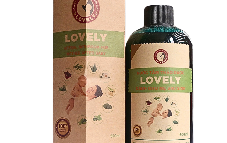 NƯỚC TẮM THẢO DƯỢC LOVELY DÀNH CHO MẸ TRƯỚC VÀ SAU SINH (500ML)