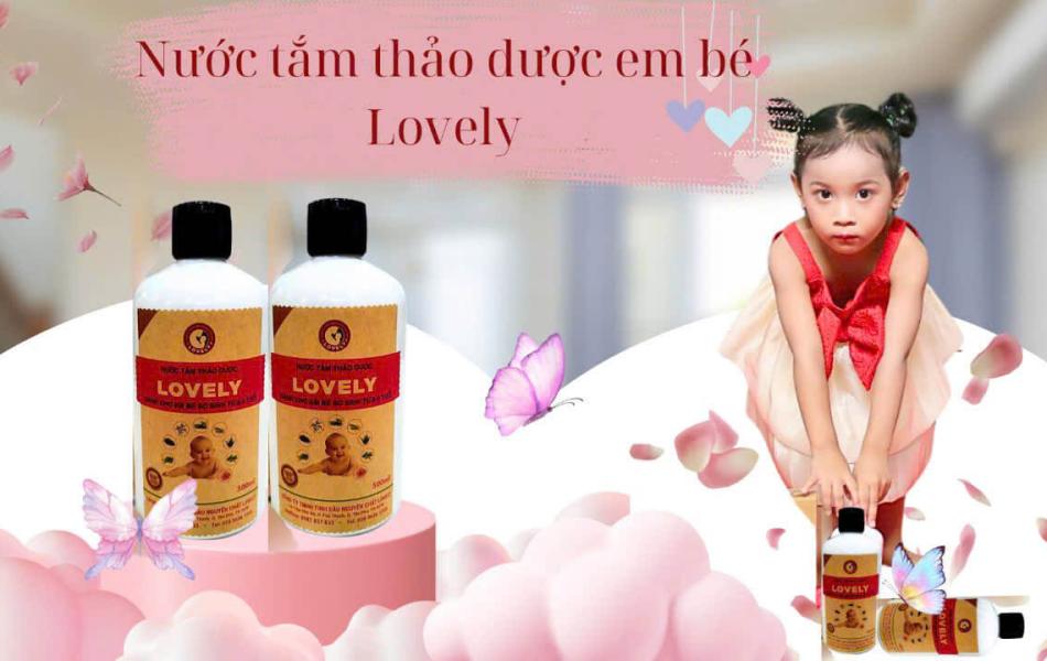 NƯỚC TẮM THẢO DƯỢC LOVELY DÀNH CHO TRẺ SƠ SINH 0 - 3 TUỔI (500ML)