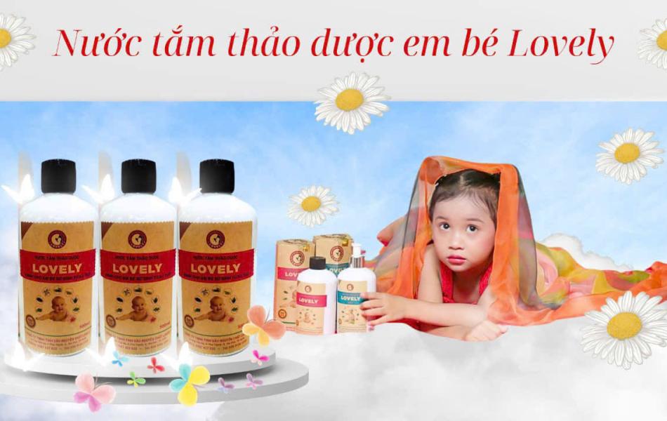 NƯỚC TẮM THẢO DƯỢC LOVELY DÀNH CHO TRẺ SƠ SINH 0 - 3 TUỔI (500ML)