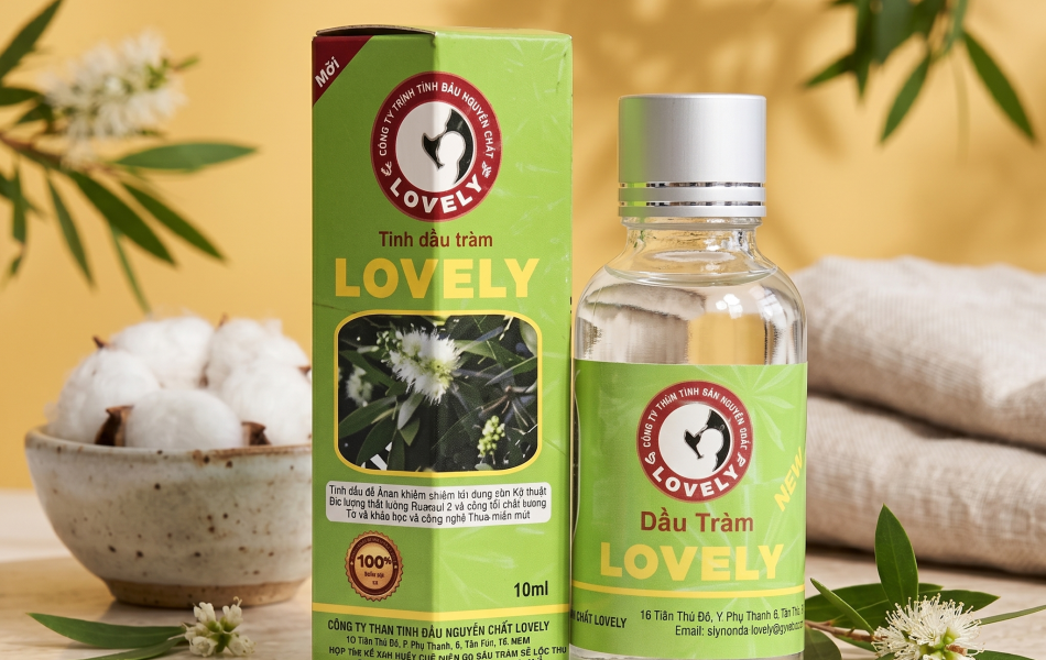 TINH DẦU TR&Agrave;M LOVELY