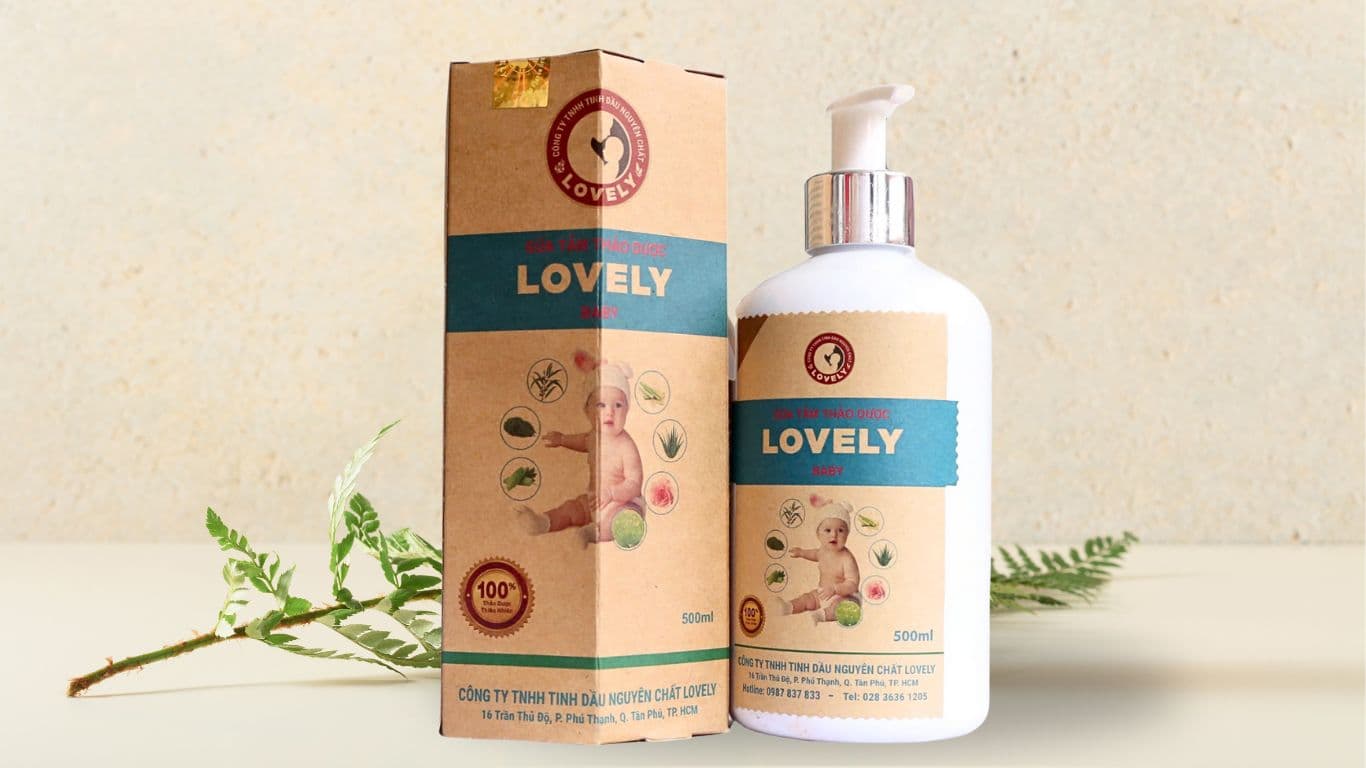 sữa tắm thảo dược Lovely dành cho bé