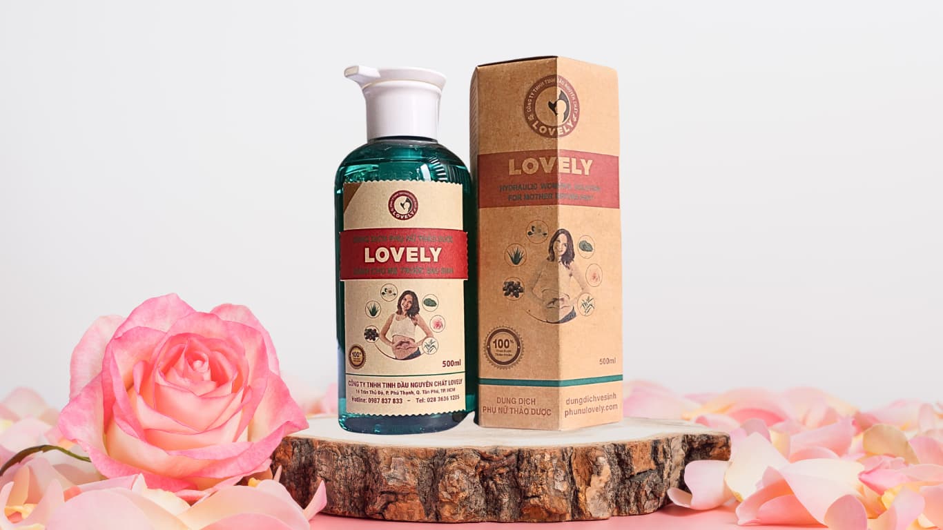 dung dich vệ sinh thảo dược Lovely